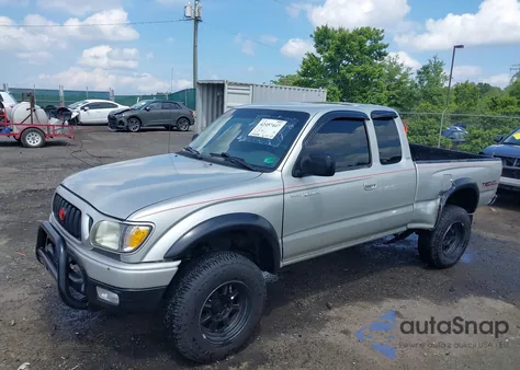2004 Toyota Tacoma Base V6 z USA, uszkodzony, nr VIN 5TEWN72N84Z402318